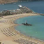 Cristianos Centre * Los Cristianos (Tenerife)
